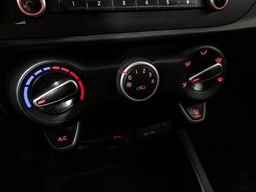 Kia Rio IV Рестайлинг Санкт-Петербург  - изображение 15