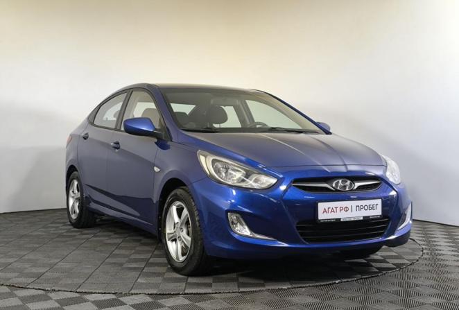 Hyundai Solaris I с пробегом 2012 года, цена 700 000 рублей, 232130 км, седан, Автокод Объявления