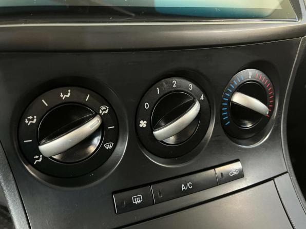 Mazda 3 II (BL) Рестайлинг с пробегом 2012 года, цена 558 800 рублей, 197900 км, седан, Автокод Объявления