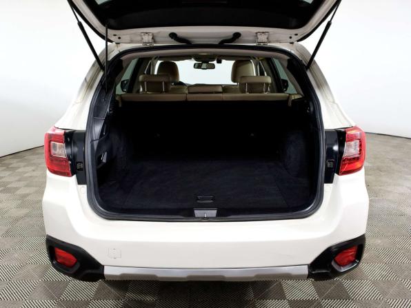 Subaru Outback V с пробегом 2016 года, цена 1 928 000 рублей, 113000 км, универсал, Автокод Объявления
