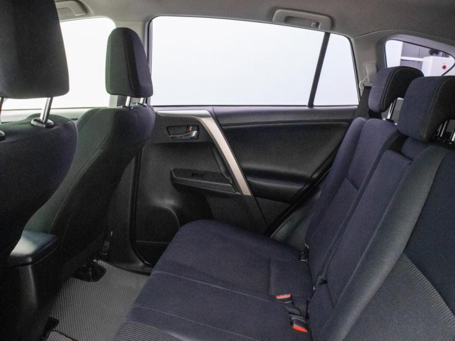 Toyota RAV4 IV (XA40) Москва  - изображение 12