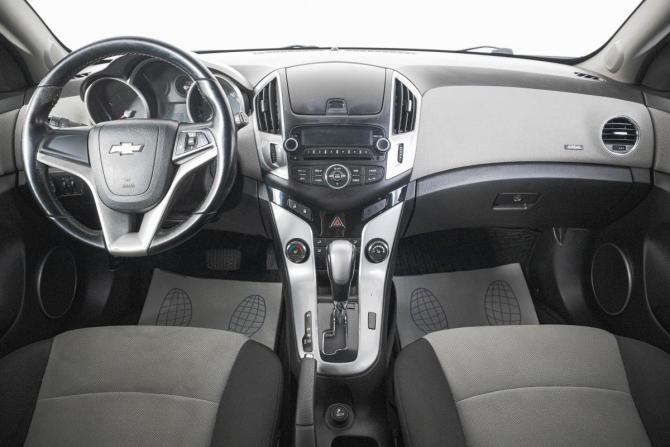 Chevrolet Cruze I Рестайлинг с пробегом 2013 года, цена 729 000 рублей, 184000 км, хэтчбек, Автокод Объявления
