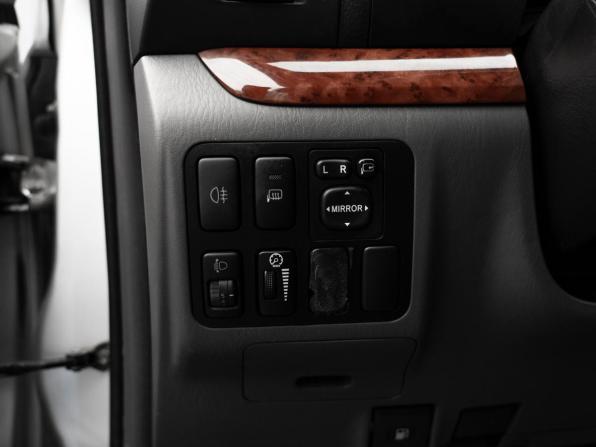 Toyota Land Cruiser Prado 120 Series Рестайлинг с пробегом 2008 года, цена 1 990 000 рублей, 220469 км, внедорожник, Автокод Объявления