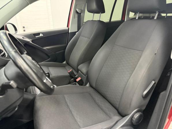 Volkswagen Tiguan I Рестайлинг с пробегом 2013 года, цена 980 000 рублей, 156000 км, внедорожник, Автокод Объявления