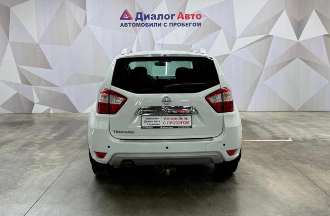 Nissan Terrano III (D10) с пробегом 2016 года, цена 1 040 000 рублей, 141615 км, внедорожник, Автокод Объявления