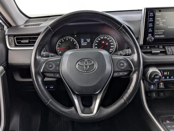 Toyota RAV4 V (XA50) с пробегом 2022 года, цена 3 350 000 рублей, 89822 км, внедорожник, Автокод Объявления