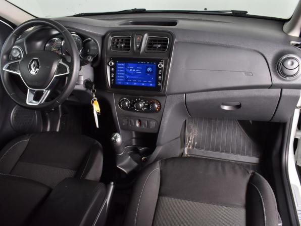 Renault Logan II Рестайлинг с пробегом 2019 года, цена 820 000 рублей, 37818 км, седан, Автокод Объявления