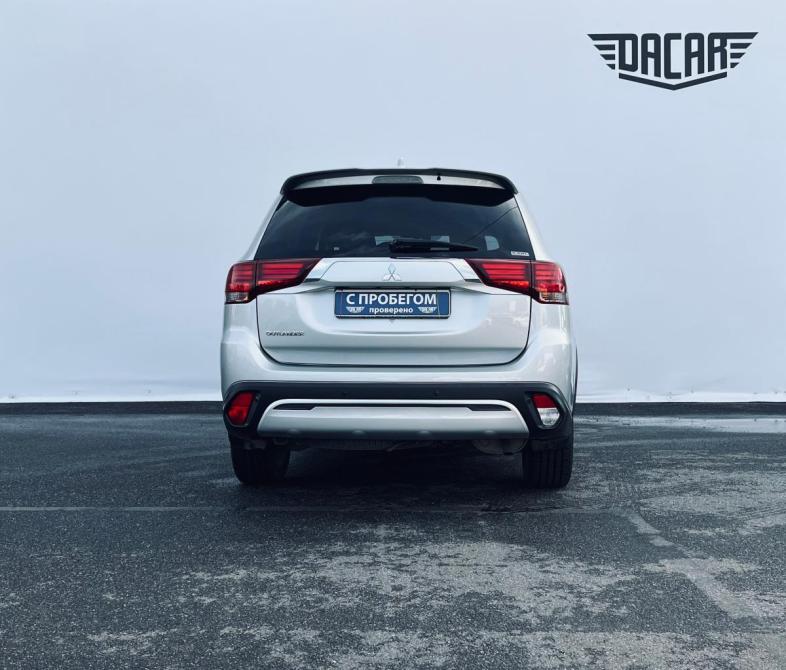 Mitsubishi Outlander III Рестайлинг 3 Санкт-Петербург  - изображение 6
