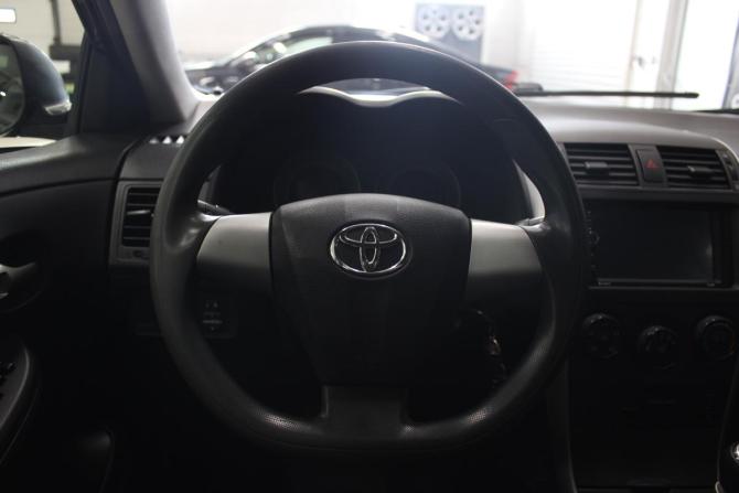 Toyota Corolla X (E140 E150) Рестайлинг с пробегом 2012 года, цена 896 000 рублей, 178000 км, седан, Автокод Объявления