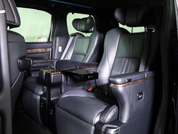 Toyota Alphard III Рестайлинг с пробегом 2021 года, цена 6 299 000 рублей, 52911 км, минивэн, Автокод Объявления