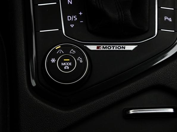 Volkswagen Tiguan II с пробегом 2019 года, цена 3 249 000 рублей, 82770 км, внедорожник, Автокод Объявления