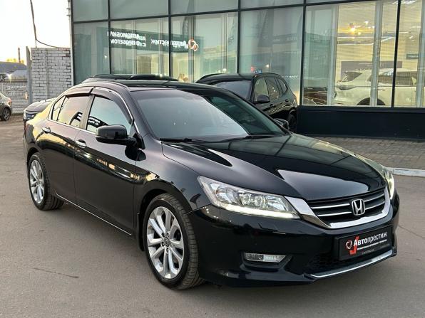 Honda Accord IX с пробегом 2013 года, цена 1 390 000 рублей, 281904 км, седан, Автокод Объявления