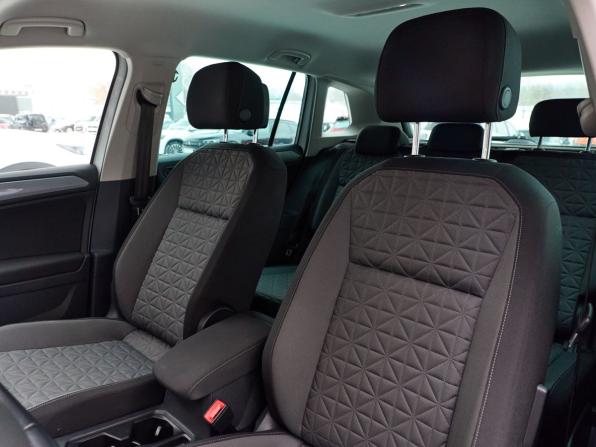 Volkswagen Tiguan II Рестайлинг с пробегом 2021 года, цена 3 450 000 рублей, 50760 км, внедорожник, Автокод Объявления