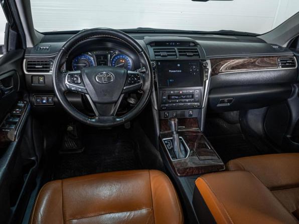 Toyota Camry VII (XV50) Рестайлинг с пробегом 2016 года, цена 2 019 000 рублей, 290704 км, седан, Автокод Объявления