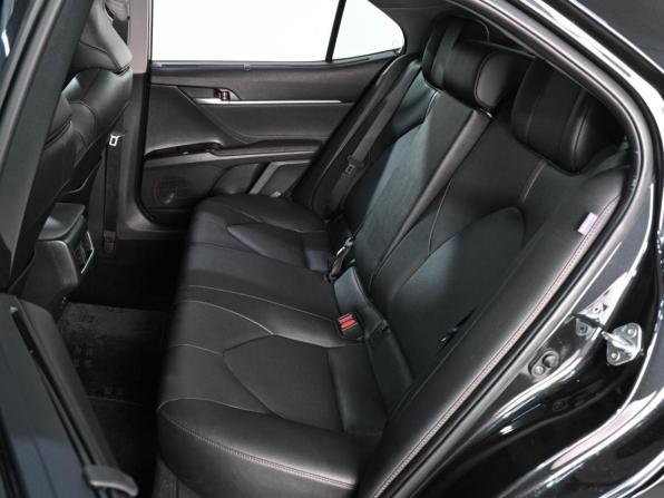 Toyota Camry VIII (XV70) Рестайлинг с пробегом 2023 года, цена 4 299 000 рублей, 12213 км, седан, Автокод Объявления