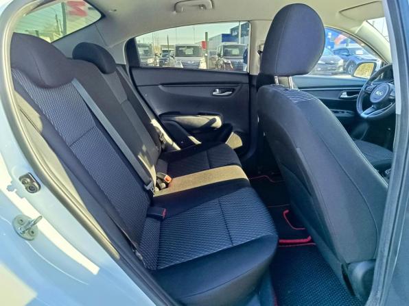 Kia Rio IV с пробегом 2019 года, цена 869 995 рублей, 333565 км, седан, Автокод Объявления