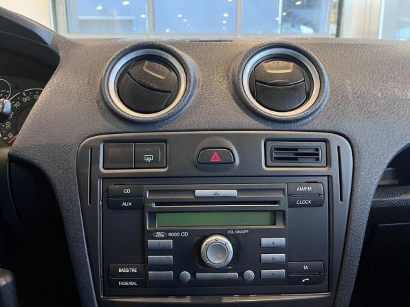 Ford Fusion I Рестайлинг с пробегом 2007 года, цена 260 000 рублей, 247333 км, хэтчбек, Автокод Объявления