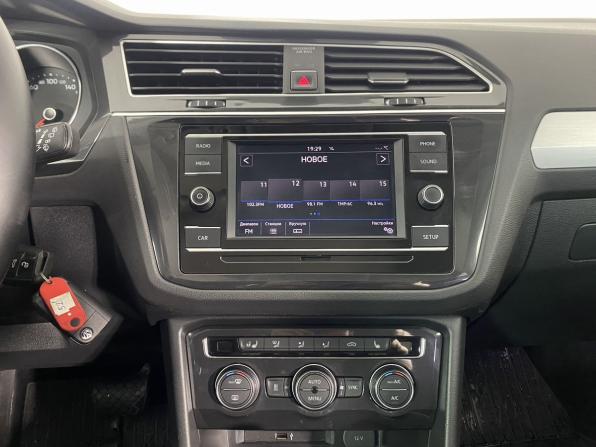 Volkswagen Tiguan II с пробегом 2018 года, цена 2 250 000 рублей, 148459 км, внедорожник, Автокод Объявления