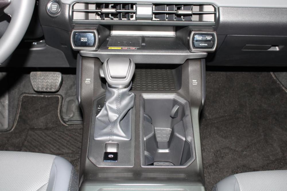 Toyota RAV4 VI (XA60) Владивосток  - изображение 18