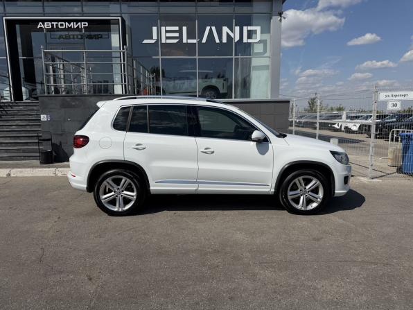 Volkswagen Tiguan I Рестайлинг с пробегом 2015 года, цена 1 750 000 рублей, 97425 км, внедорожник, Автокод Объявления