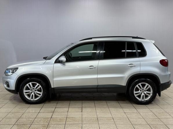 Volkswagen Tiguan I Рестайлинг с пробегом 2012 года, цена 1 050 000 рублей, 278621 км, внедорожник, Автокод Объявления