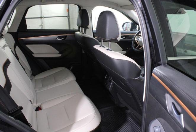 Haval Jolion I Рестайлинг с пробегом 2023 года, цена 2 265 000 рублей, 28377 км, внедорожник, Автокод Объявления