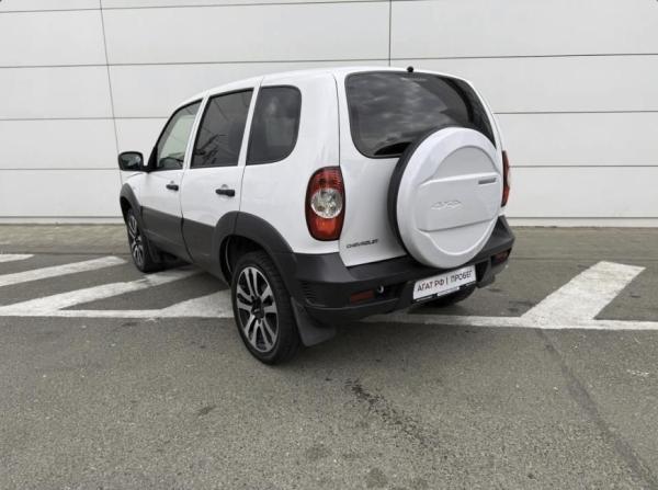 Chevrolet Niva I Рестайлинг с пробегом 2018 года, цена 725 000 рублей, 151715 км, внедорожник, Автокод Объявления