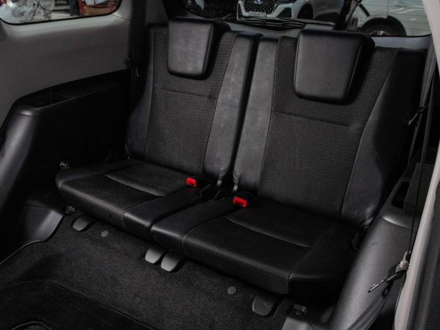 Toyota Wish II Тюмень  - изображение 9