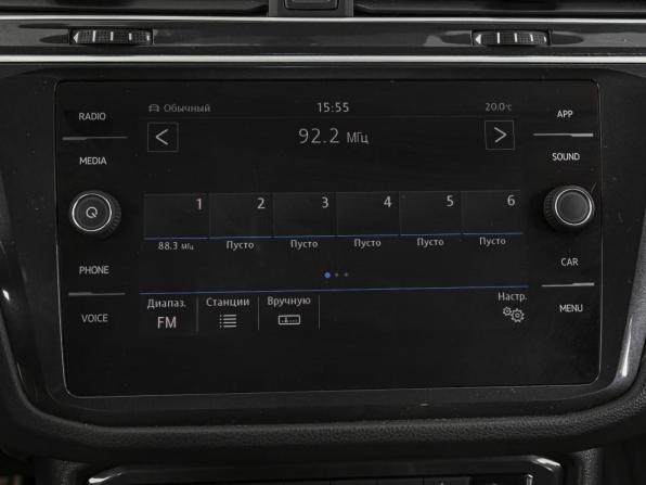 Volkswagen Tiguan II с пробегом 2018 года, цена 2 199 849 рублей, 230920 км, внедорожник, Автокод Объявления