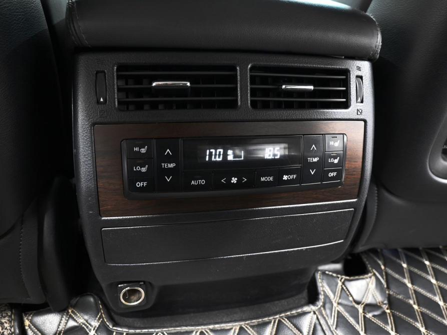 Toyota Land Cruiser 200 Series Рестайлинг 2 Тверь  - изображение 22