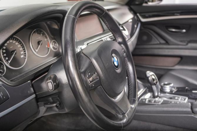 BMW 5 серии VI (F10/F11/F07) с пробегом 2011 года, цена 1 899 000 рублей, 224750 км, седан, Автокод Объявления