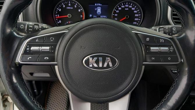 Kia Sportage IV Рестайлинг с пробегом 2018 года, цена 2 197 000 рублей, 162783 км, внедорожник, Автокод Объявления