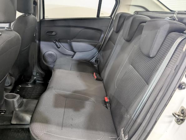 Renault Logan II Рестайлинг с пробегом 2022 года, цена 985 000 рублей, 141914 км, седан, Автокод Объявления