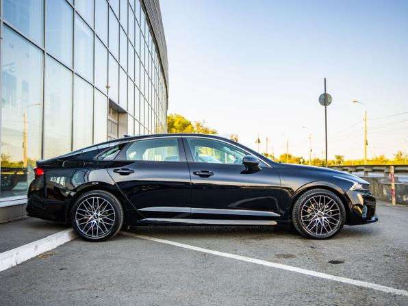 Kia K5 III с пробегом 2020 года, цена 2 598 000 рублей, 130926 км, седан, Автокод Объявления