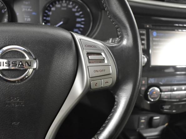 Nissan Qashqai II с пробегом 2016 года, цена 1 207 900 рублей, 200505 км, внедорожник, Автокод Объявления