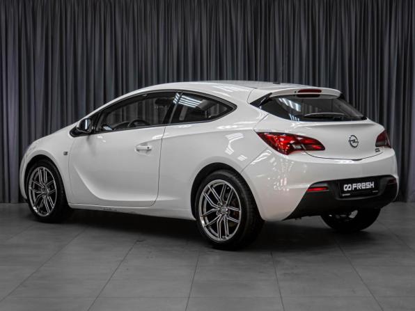 Opel Astra J Рестайлинг с пробегом 2013 года, цена 875 000 рублей, 150766 км, хэтчбек, Автокод Объявления
