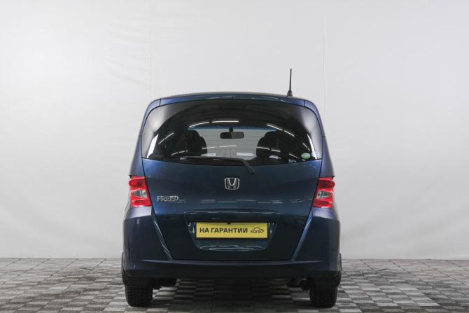 Honda Freed I с пробегом 2010 года, цена 1 149 000 рублей, 108132 км, компактвэн, Автокод Объявления