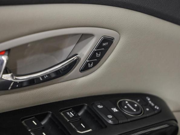 Kia Carnival III с пробегом 2018 года, цена 2 920 000 рублей, 115492 км, минивэн, Автокод Объявления