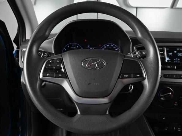 Hyundai Solaris II Рестайлинг с пробегом 2021 года, цена 1 479 000 рублей, 114230 км, седан, Автокод Объявления