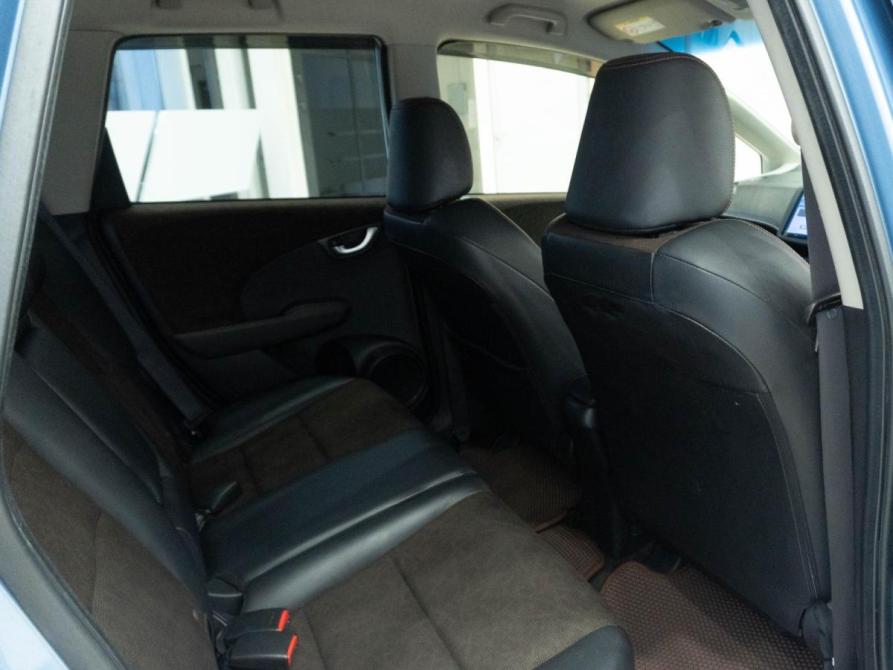 Honda Fit Shuttle I Улан-Удэ  - изображение 16