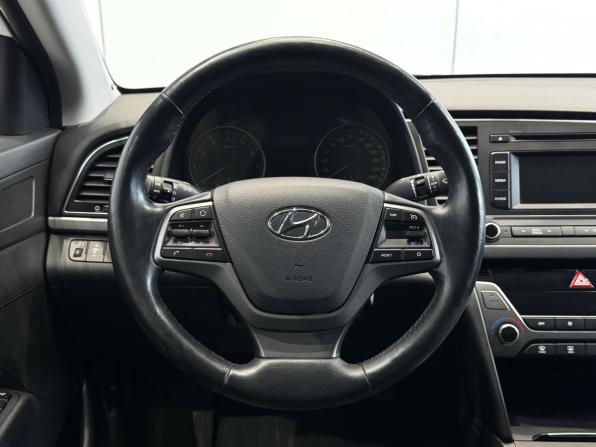 Hyundai Elantra VI (AD) с пробегом 2017 года, цена 1 480 000 рублей, 87318 км, седан, Автокод Объявления
