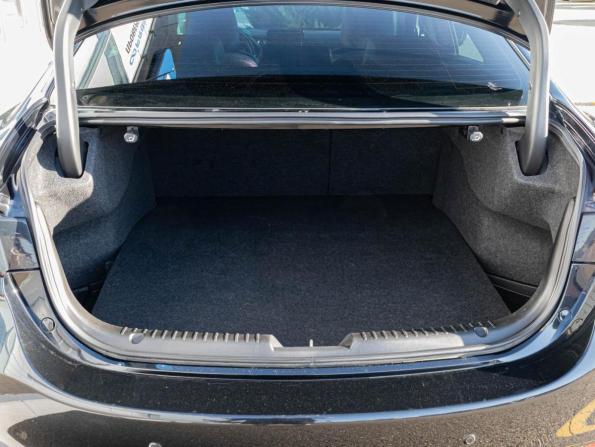 Mazda 6 III (GJ) Рестайлинг 2 с пробегом 2020 года, цена 2 330 000 рублей, 82748 км, седан, Автокод Объявления