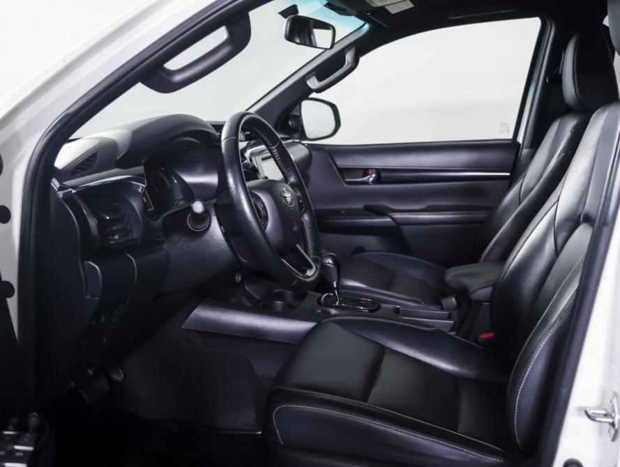 Toyota Hilux VIII Москва  - изображение 13