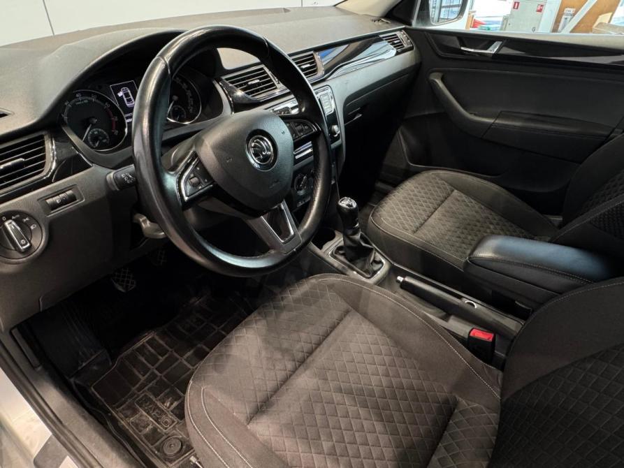 Skoda Rapid I Рестайлинг Волжский  - изображение 12