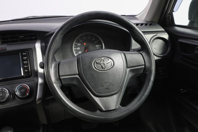 Toyota Corolla XI (E160 E170 E180) с пробегом 2020 года, цена 1 599 000 рублей, 102000 км, универсал, Автокод Объявления