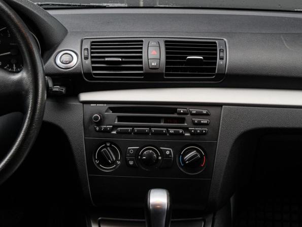 BMW 1 серии I (E81/E82/E87/E88) Рестайлинг с пробегом 2009 года, цена 699 000 рублей, 157243 км, хэтчбек, Автокод Объявления