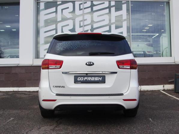 Kia Carnival III с пробегом 2017 года, цена 2 380 000 рублей, 118000 км, минивэн, Автокод Объявления