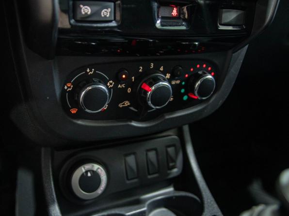 Renault Duster I Рестайлинг с пробегом 2015 года, цена 1 385 000 рублей, 87150 км, внедорожник, Автокод Объявления