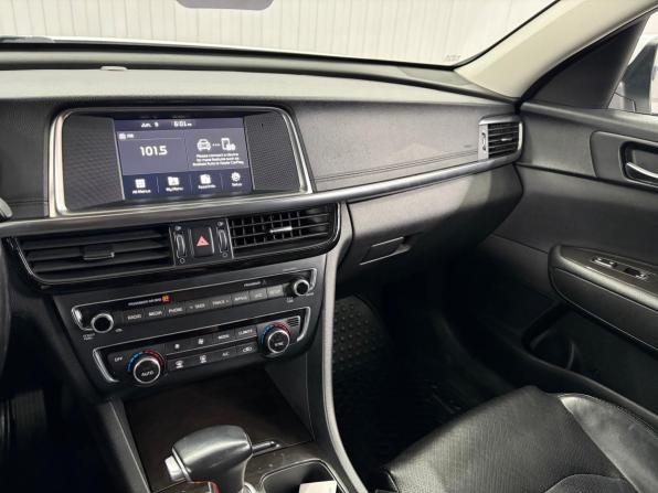Kia Optima IV с пробегом 2017 года, цена 1 687 000 рублей, 195000 км, седан, Автокод Объявления