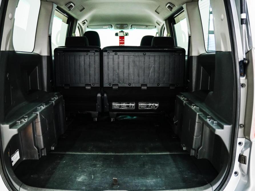 Toyota Noah II (R70) Красноярск  - изображение 24